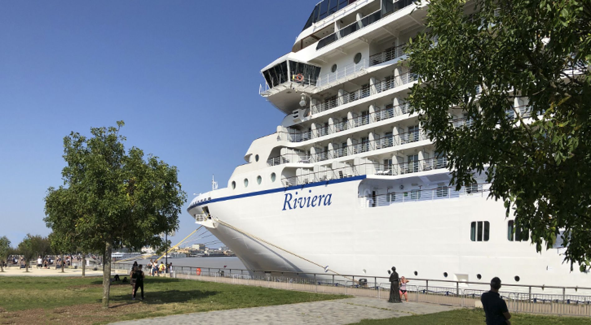 Idyllic Greek Isles with Oceania Riviera from Istanbul to Athens